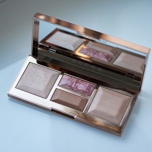 Becca Be A Light Face Palette in "Light to Medium"
